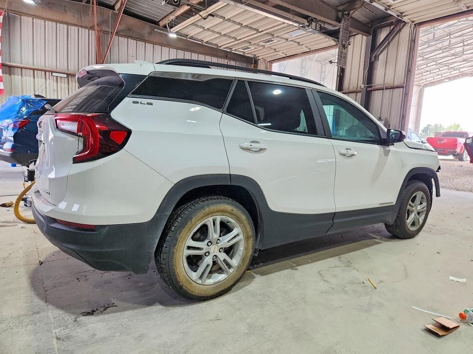 2022 GMC TERRAIN SLE 3