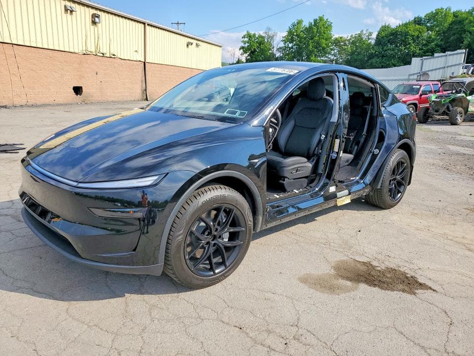 2026 TESLA MODEL Y - 1