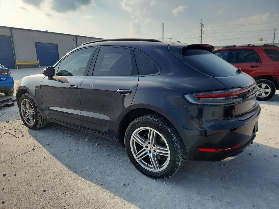 2020 PORSCHE MACAN 2