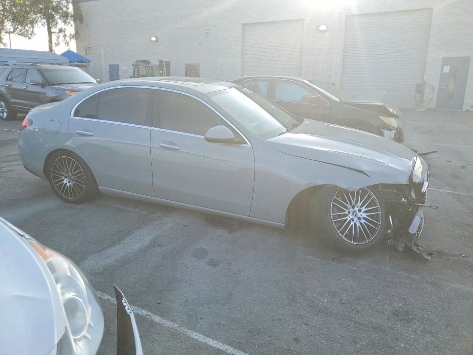 2025 MERCEDES-BENZ C 300 4