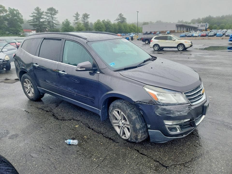2017 CHEVROLET TRAVERSE LT 4