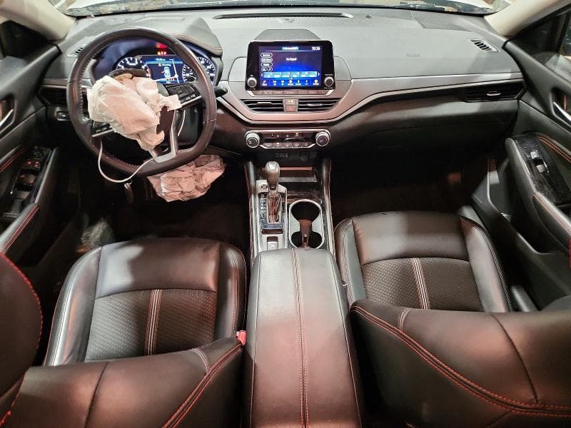2023 NISSAN ALTIMA SR 8