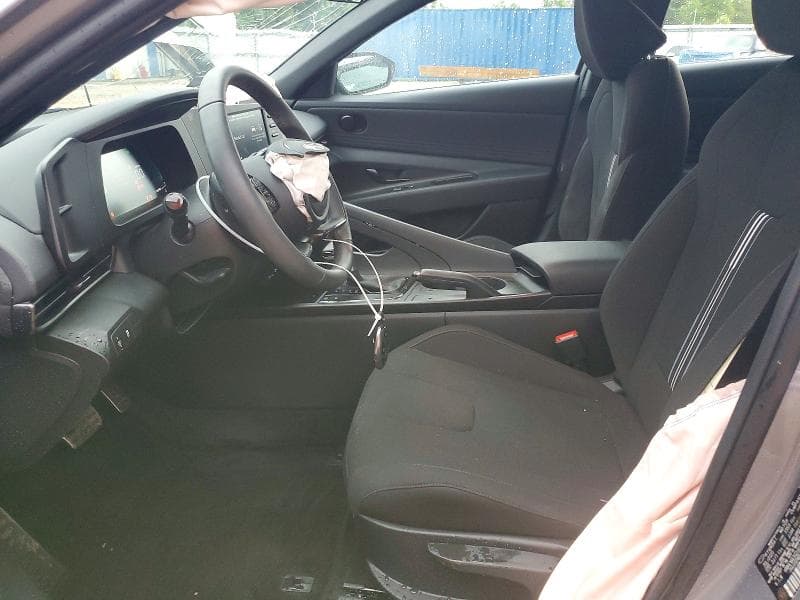2025 HYUNDAI ELANTRA SEL SPORT 7