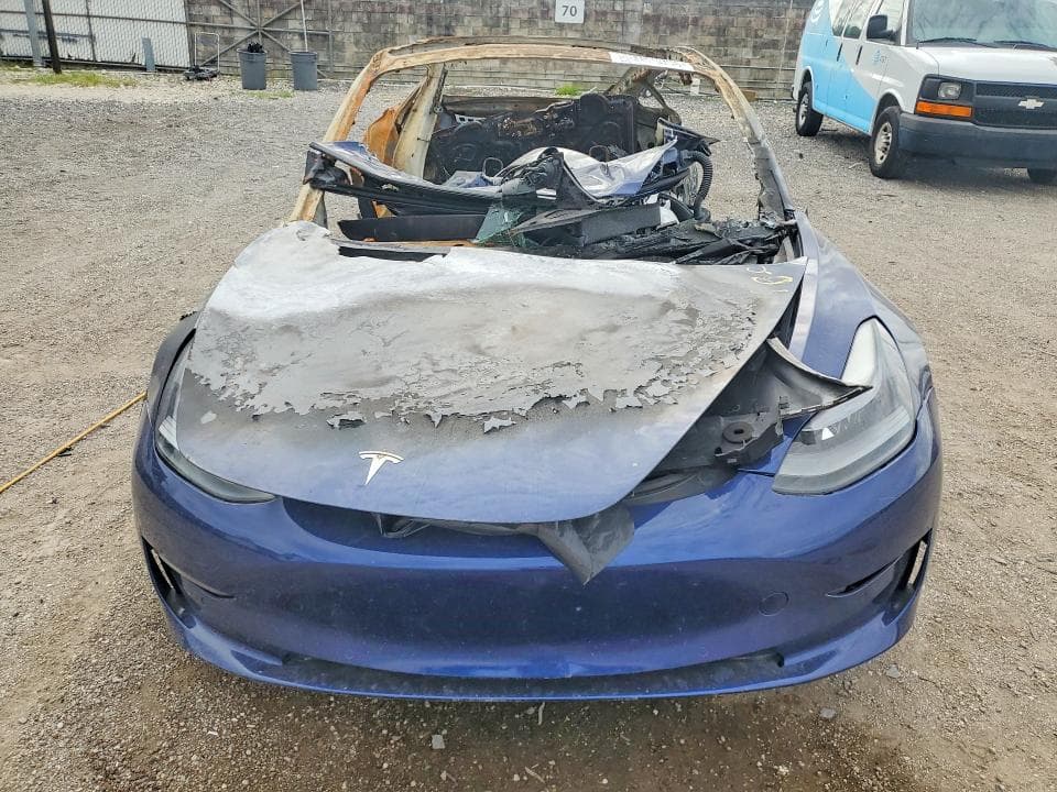 2022 TESLA MODEL 3 5