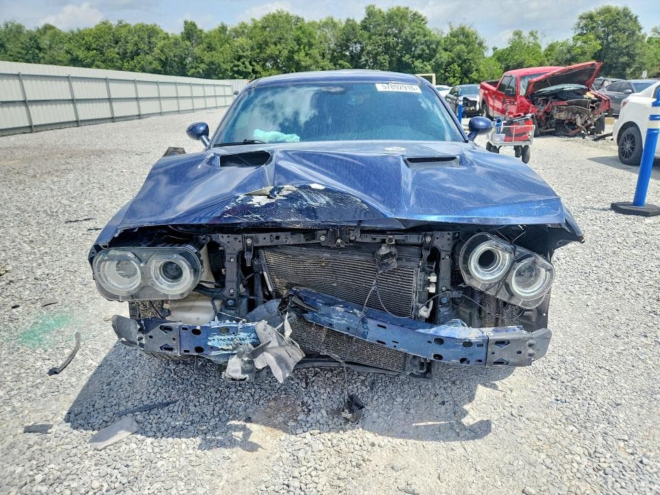 2017 DODGE CHALLENGER SXT 5
