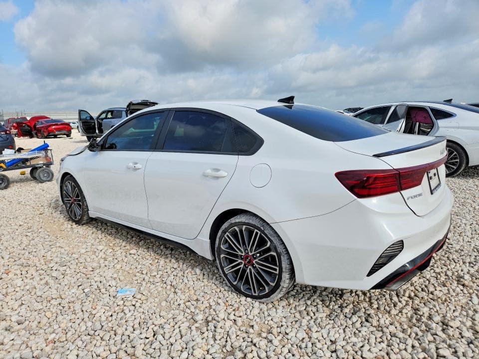 2022 KIA FORTE GT 2