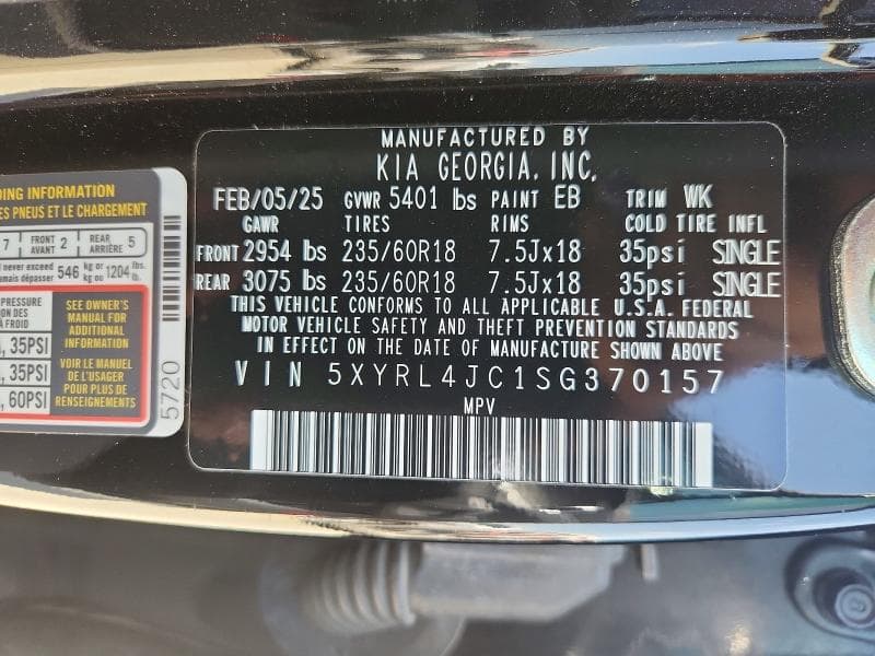 2025 KIA SORENTO S 12