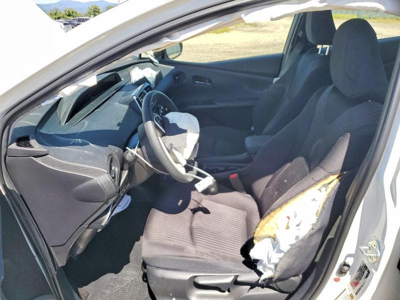 2017 TOYOTA PRIUS TWO 7
