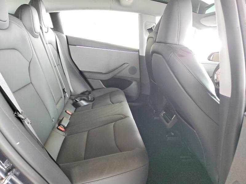 2026 TESLA MODEL 3 10