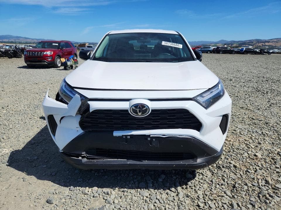 2024 TOYOTA RAV4 LE 5