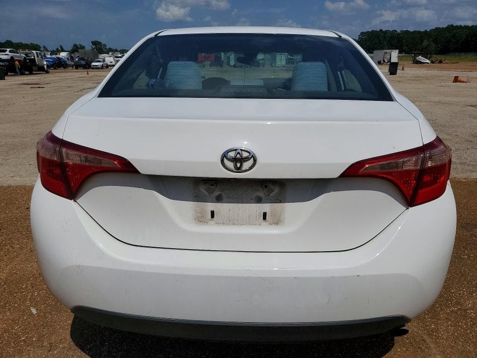 2018 TOYOTA COROLLA LE 6
