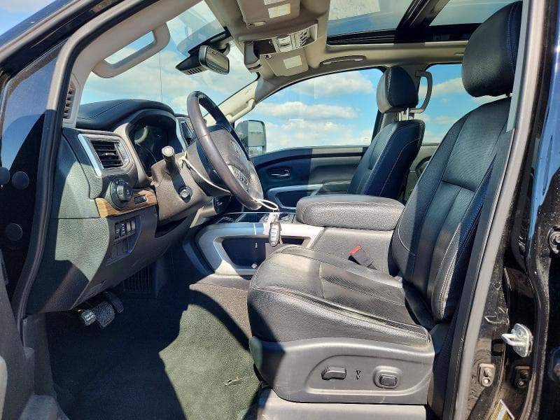 2020 NISSAN TITAN SL 7