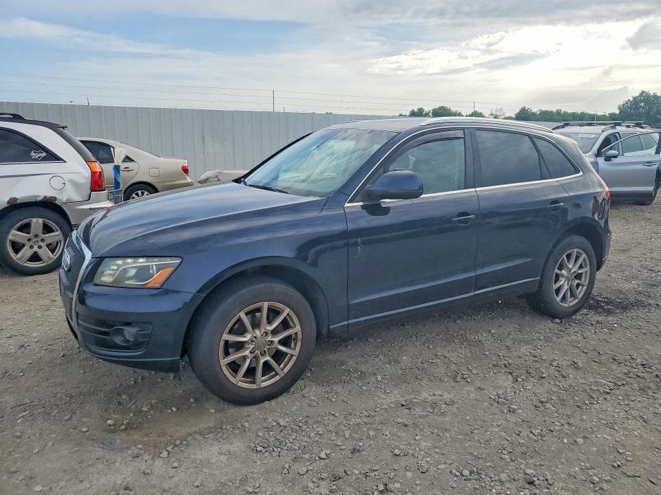2011 AUDI Q5 - 1