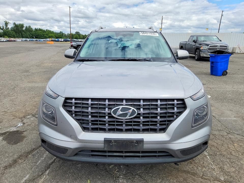 2024 HYUNDAI VENUE SEL 5