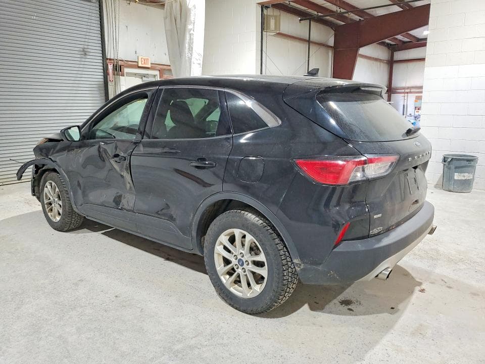 2020 FORD ESCAPE SE 2