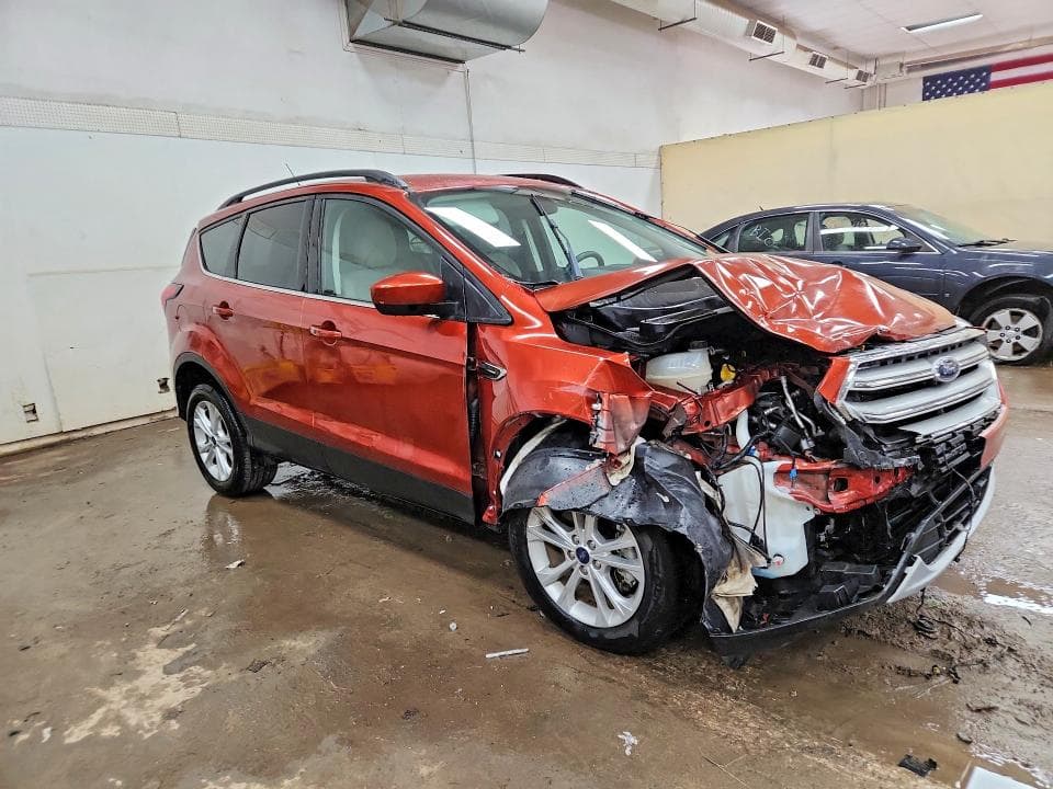 2019 FORD ESCAPE SEL 4