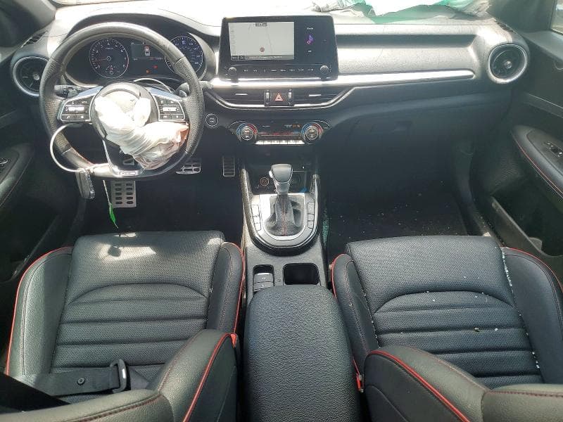 2024 KIA FORTE GT 8