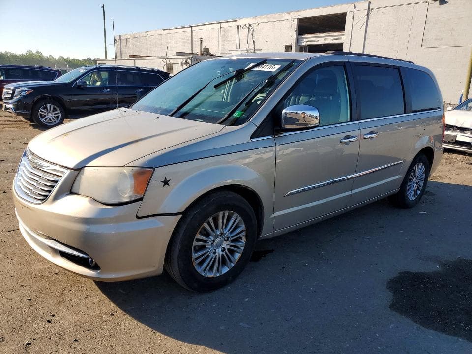 2013 CHRYSLER TOWN & COUNTRY TOURING L