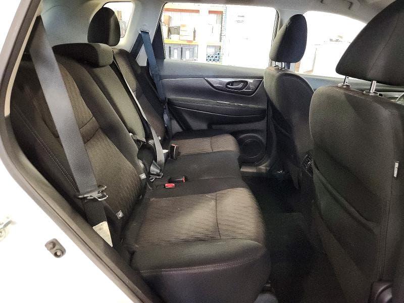 2019 NISSAN ROGUE S 11