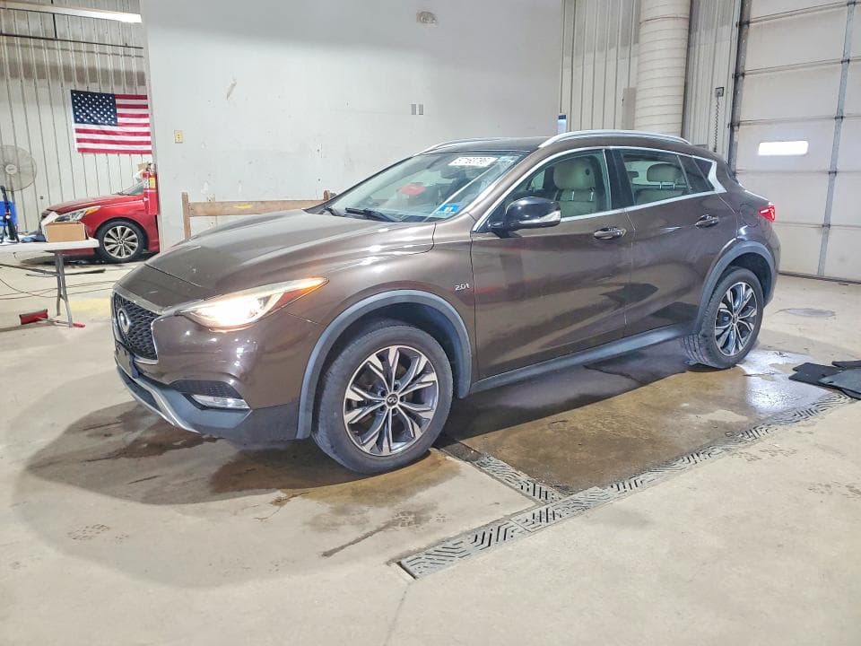 2018 INFINITI QX30 PREMIUM