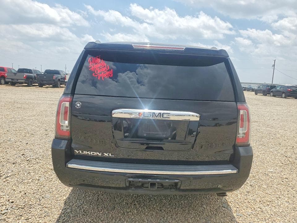 2018 GMC YUKON XL DENALI 6