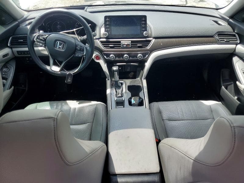 2018 HONDA ACCORD TOURING 8