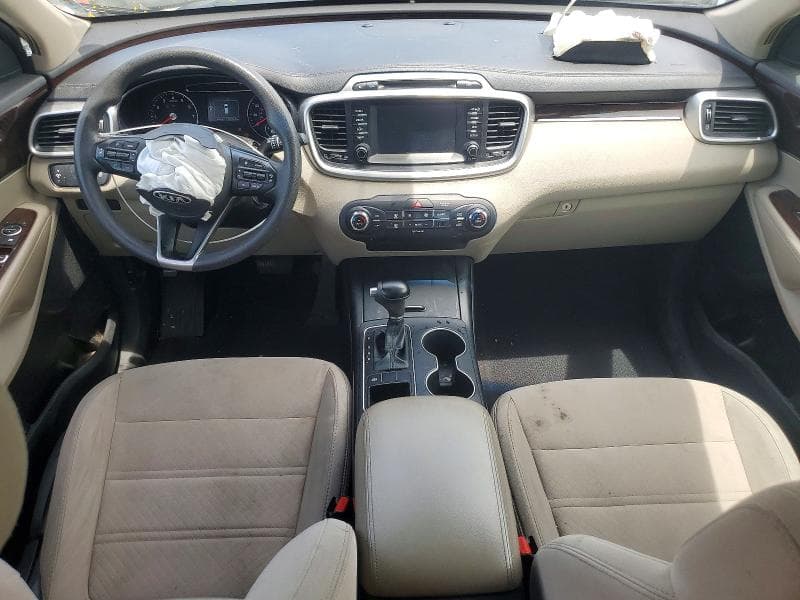 2018 KIA SORENTO LX 8