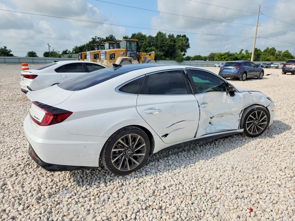 2022 HYUNDAI SONATA LIMITED 3