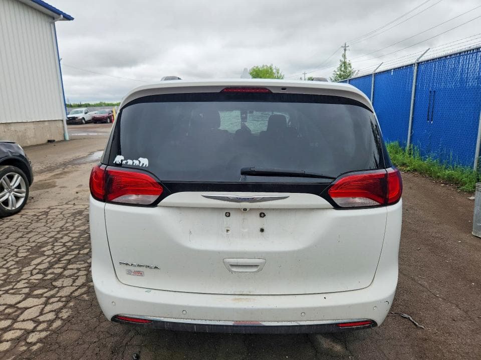 2017 CHRYSLER PACIFICA TOURING L PLUS 6