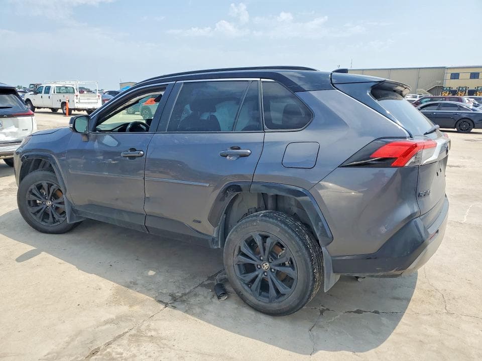 2024 TOYOTA RAV4 XSE 2
