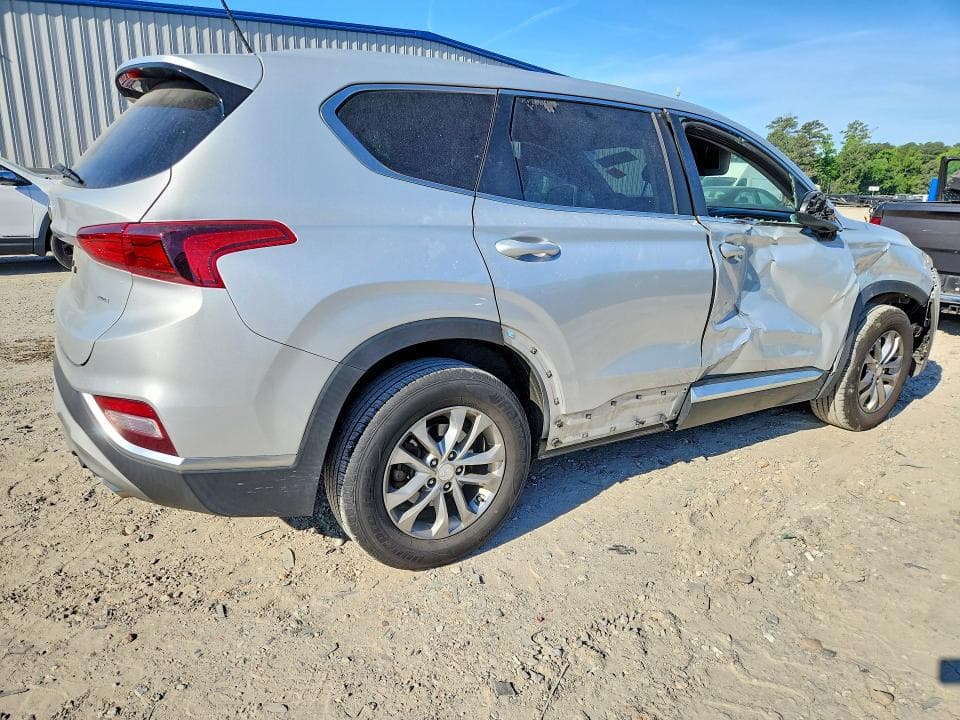 2020 HYUNDAI SANTA FE SE 3