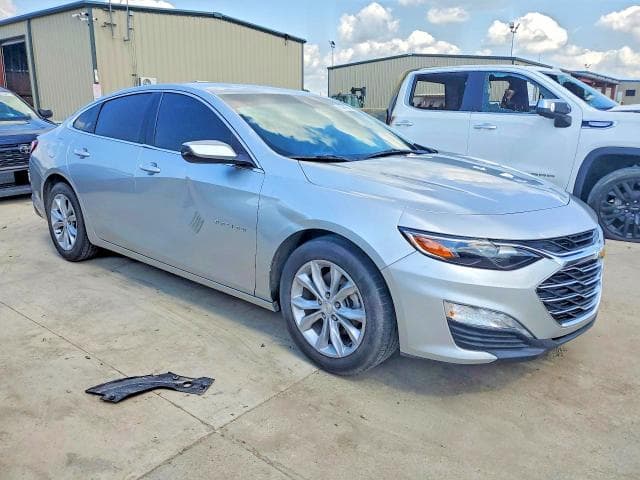 2022 CHEVROLET MALIBU LT 4