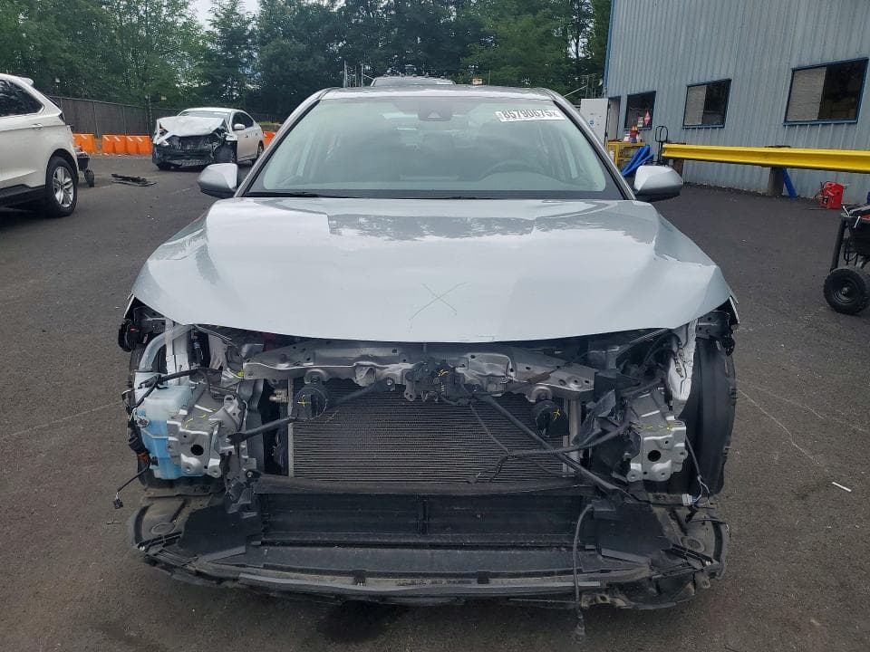 2022 TOYOTA CAMRY LE 5