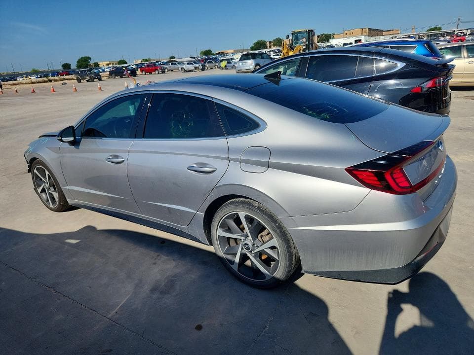 2021 HYUNDAI SONATA 2