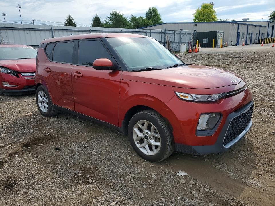 2022 KIA SOUL LX 4