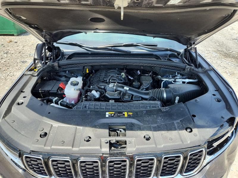 2025 JEEP GRAND CHEROKEE L LIMITED 12
