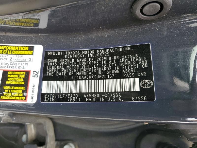 2025 TOYOTA CAMRY SE 12