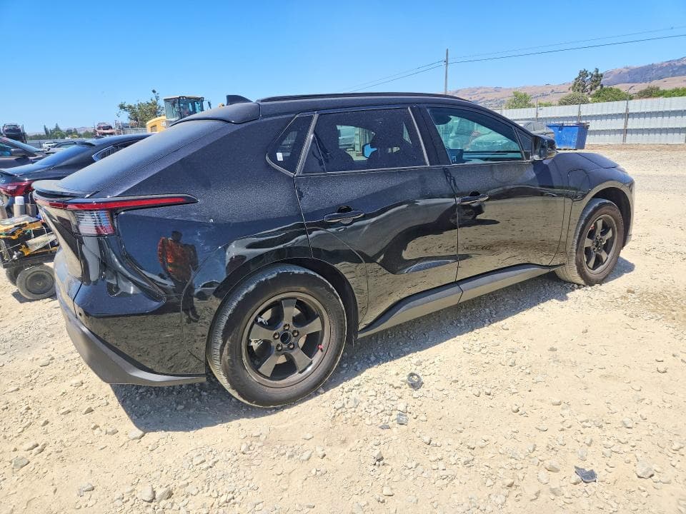 2026 TOYOTA BZ XLE PLUS 3