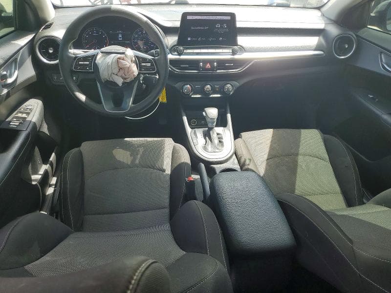 2023 KIA FORTE LXS 8