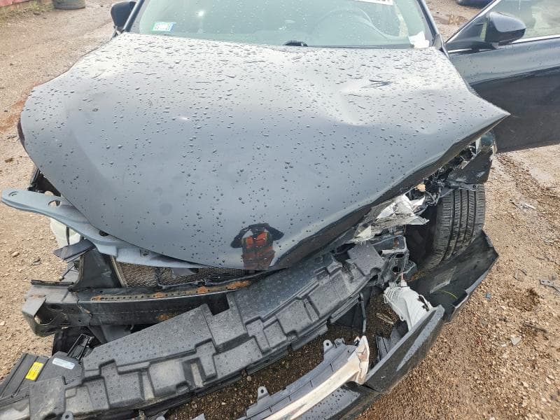 2017 TOYOTA CAMRY 11