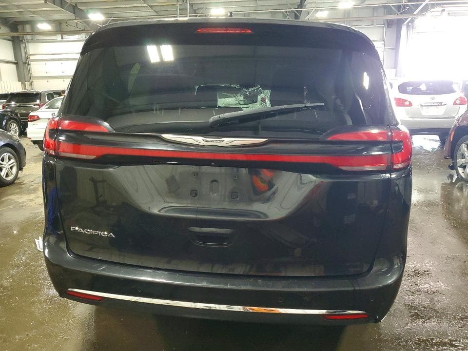 2023 CHRYSLER PACIFICA TOURING L 6
