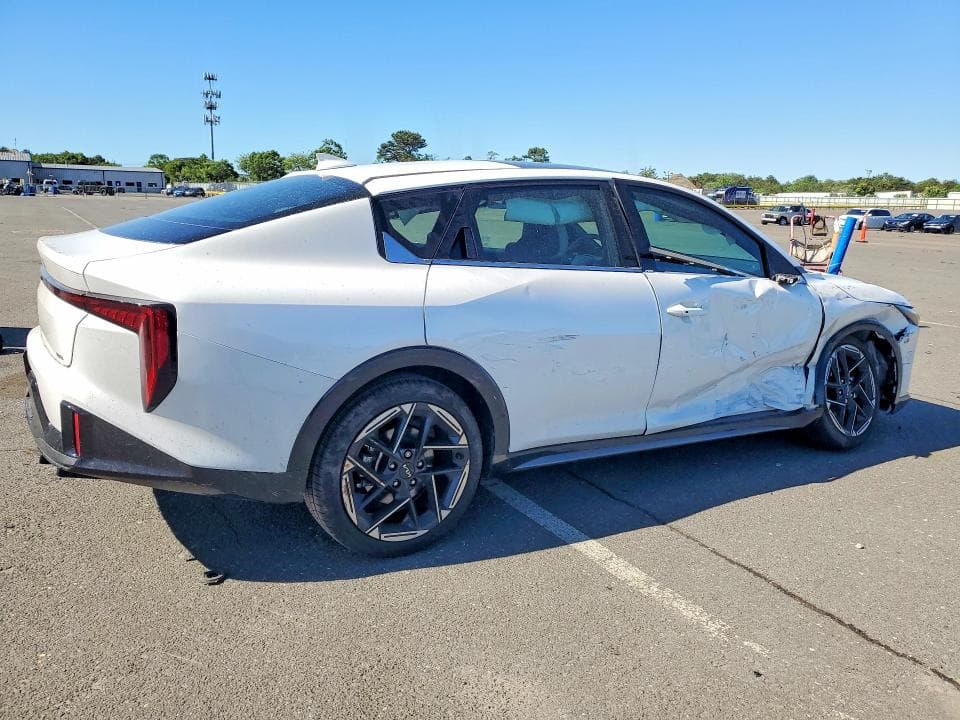 2025 KIA K4 GT LINE 3