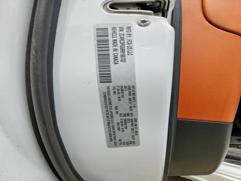 2024 CHRYSLER PACIFICA PINNACLE 14