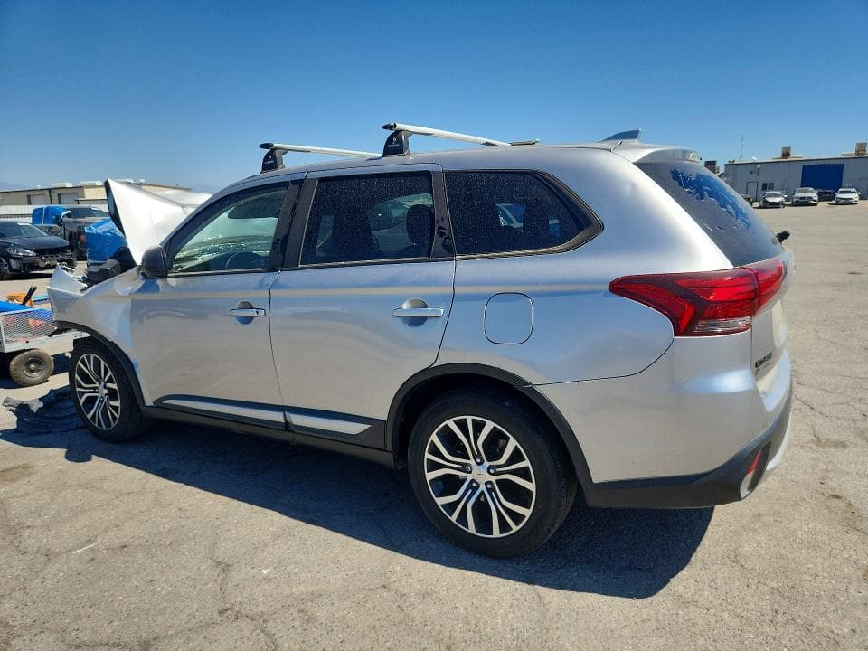 2018 MITSUBISHI OUTLANDER ES 2