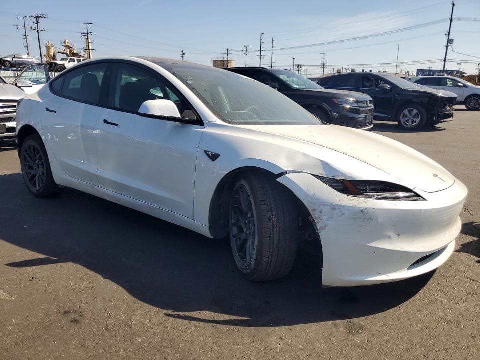 2026 TESLA MODEL 3 4