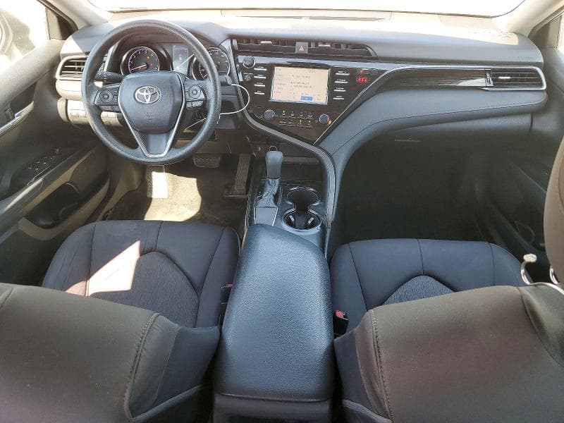 2019 TOYOTA CAMRY LE 8