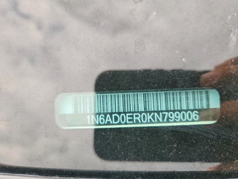 2019 NISSAN FRONTIER SV 12