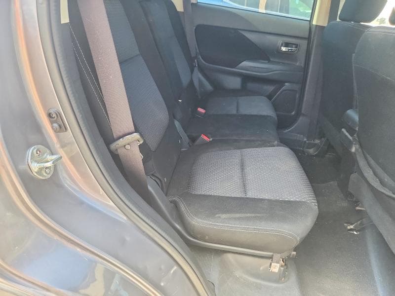 2018 MITSUBISHI OUTLANDER SE 11