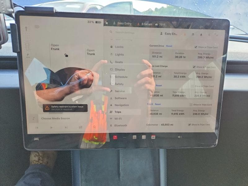 2025 TESLA MODEL 3 9