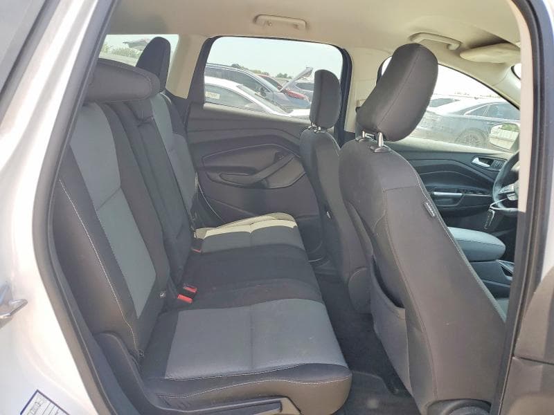 2019 FORD ESCAPE SE 11
